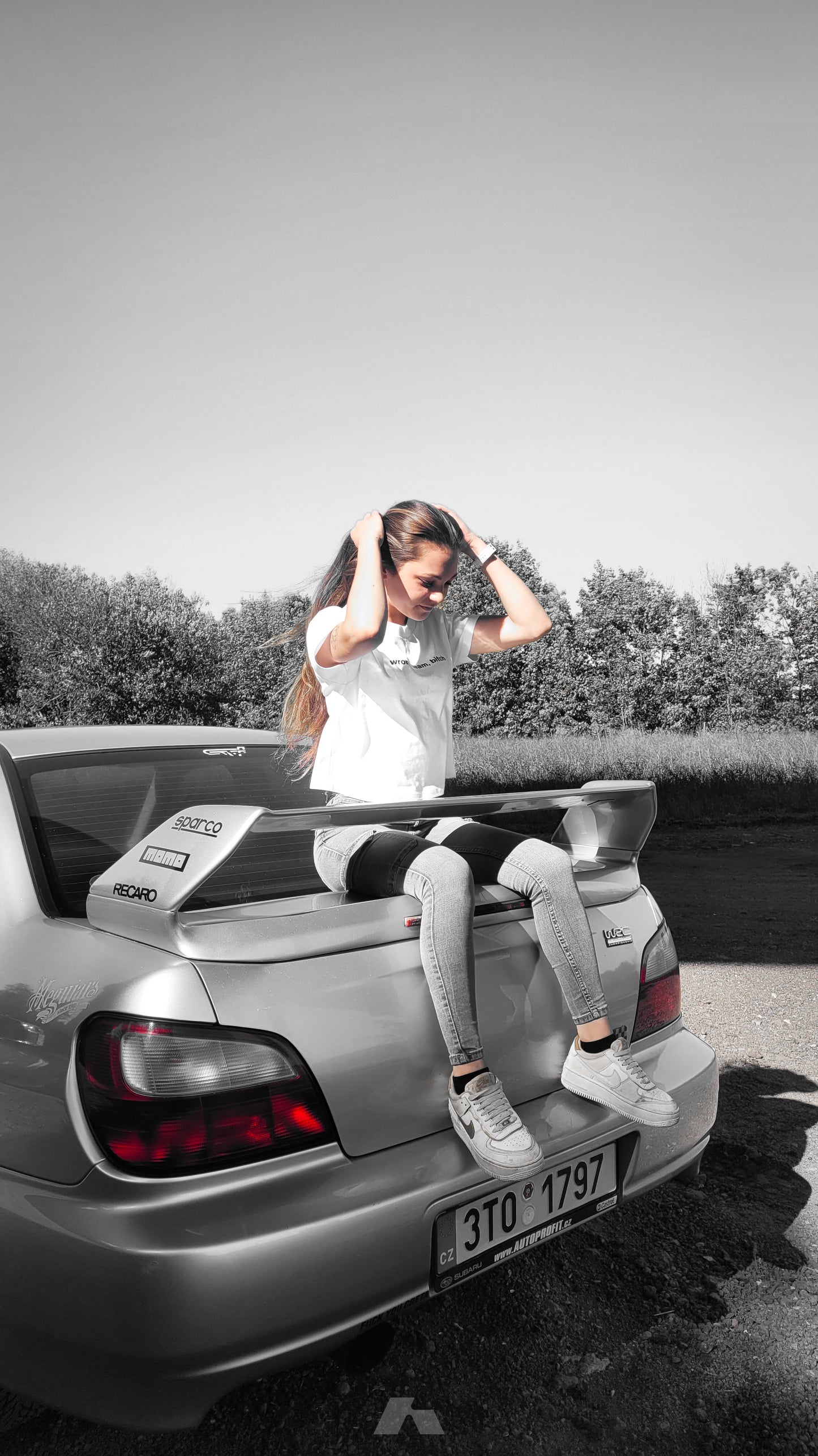 wrong team, bitch - croplé triko