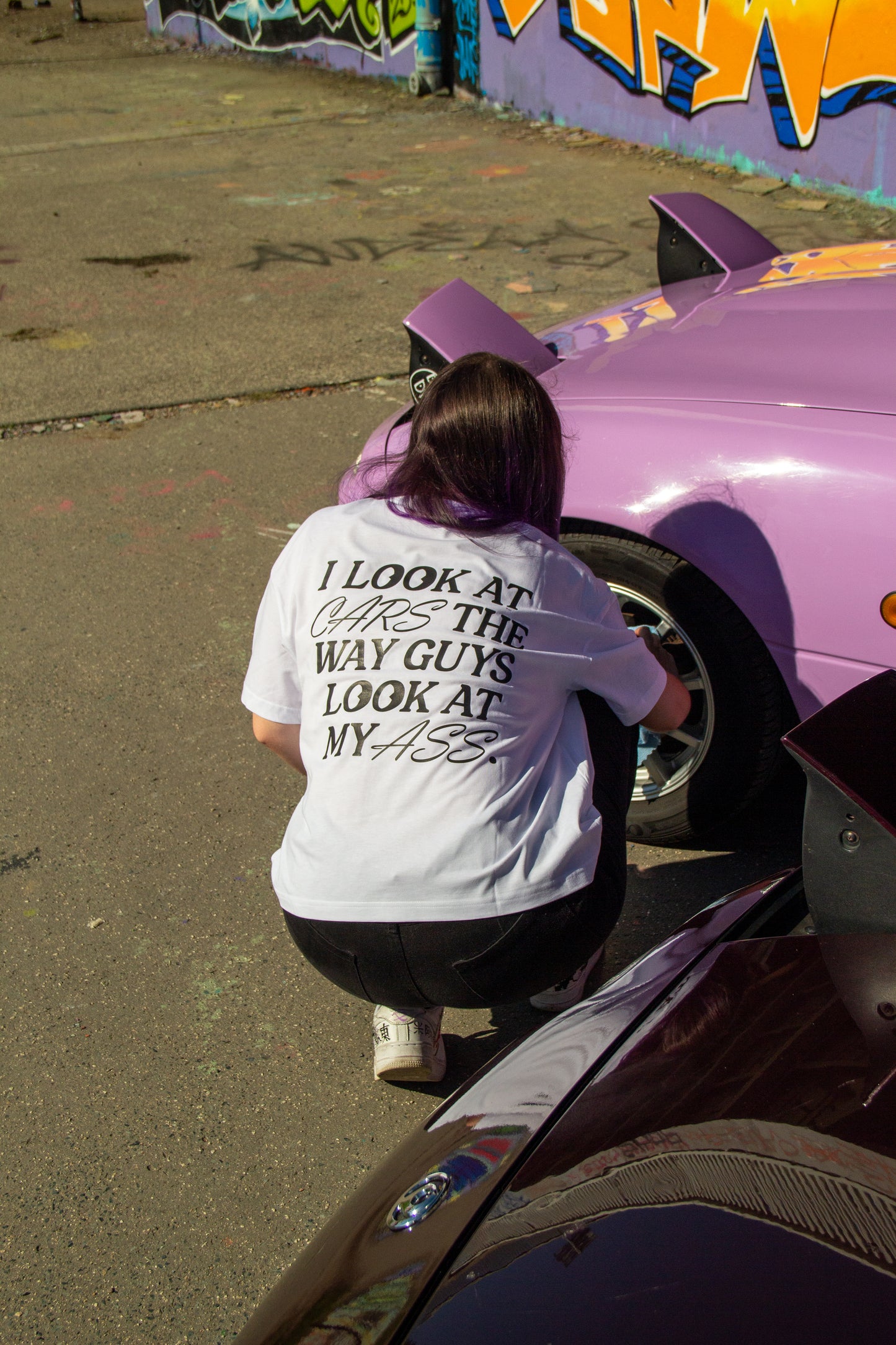 i look at cars the ways guys look at my ass - tričko